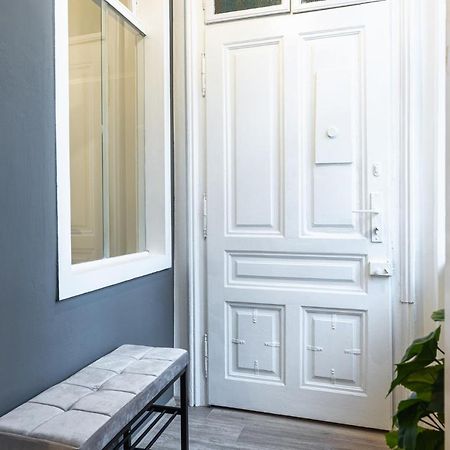 Stylish 1 Bedroom Apartment Near Hannovamarkt Wina Bagian luar foto
