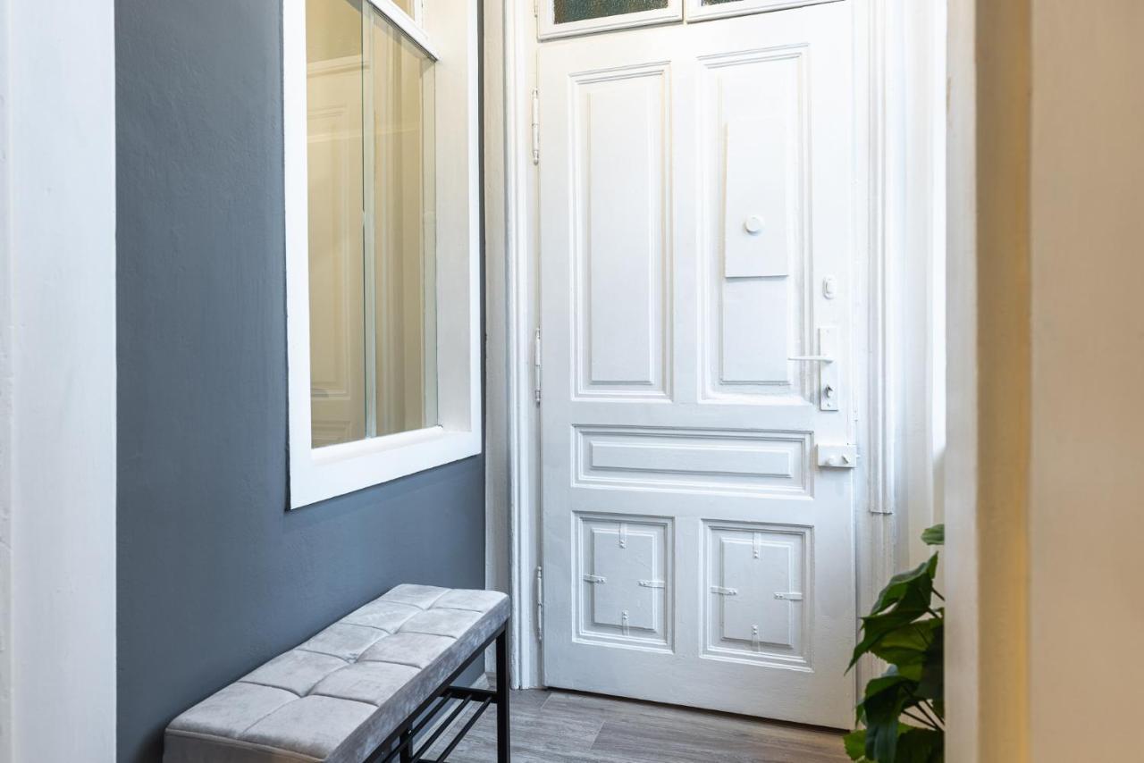 Stylish 1 Bedroom Apartment Near Hannovamarkt Wina Bagian luar foto
